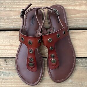 Sonoma Flat Sandals Size 6